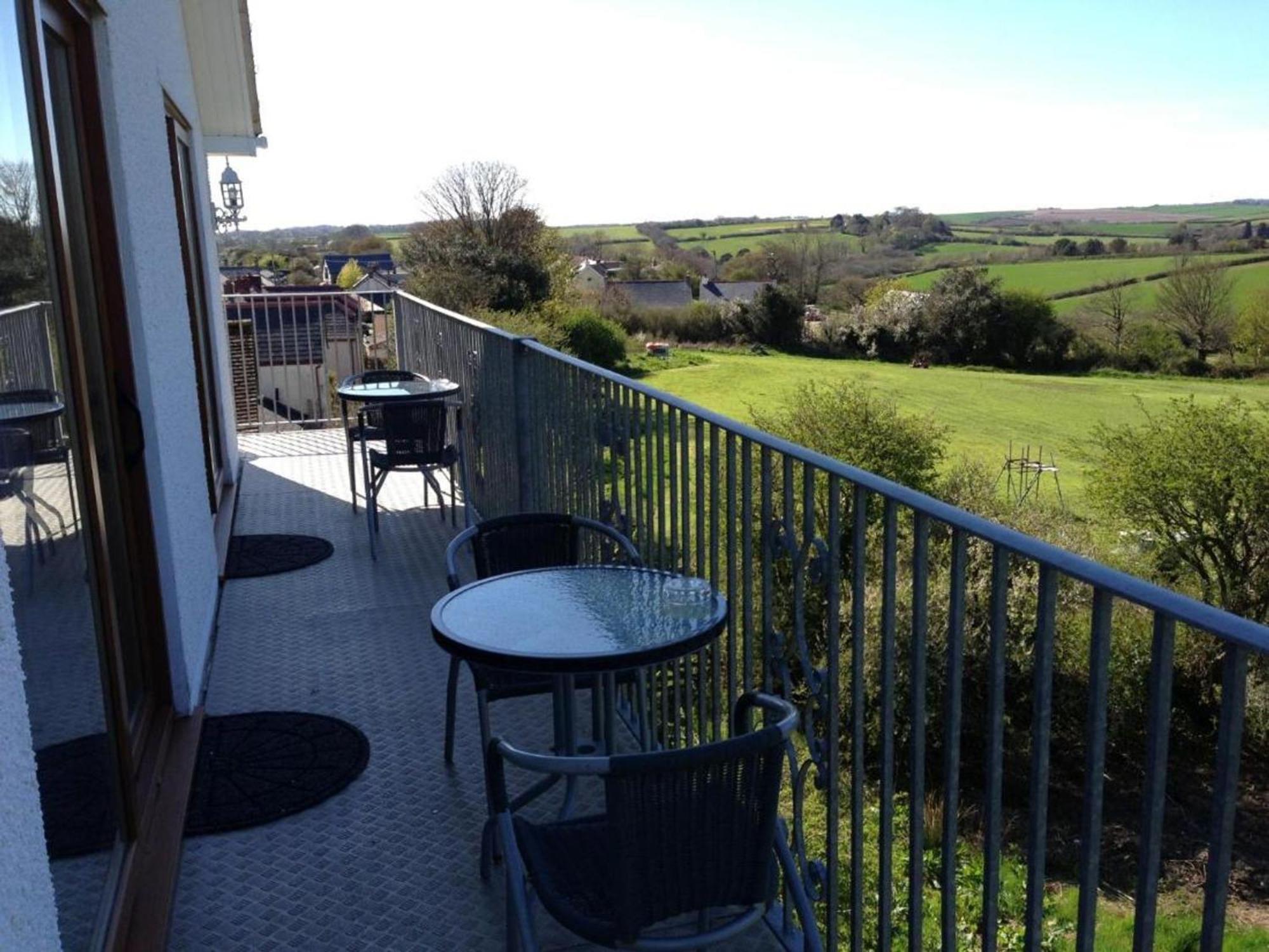 Room In Guest Room - Orchard Manor, Fore Street, Nr Truro Exterior foto
